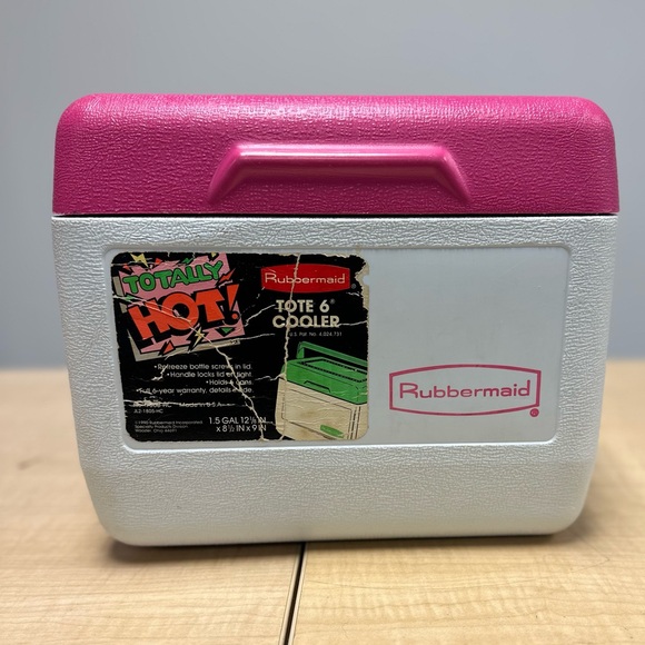 Rubbermaid Other - VTG 1990 Rubbermaid Totally‎ Hot! Tote 6 Cooler 1.5 Gal Pink/White Retro 90s